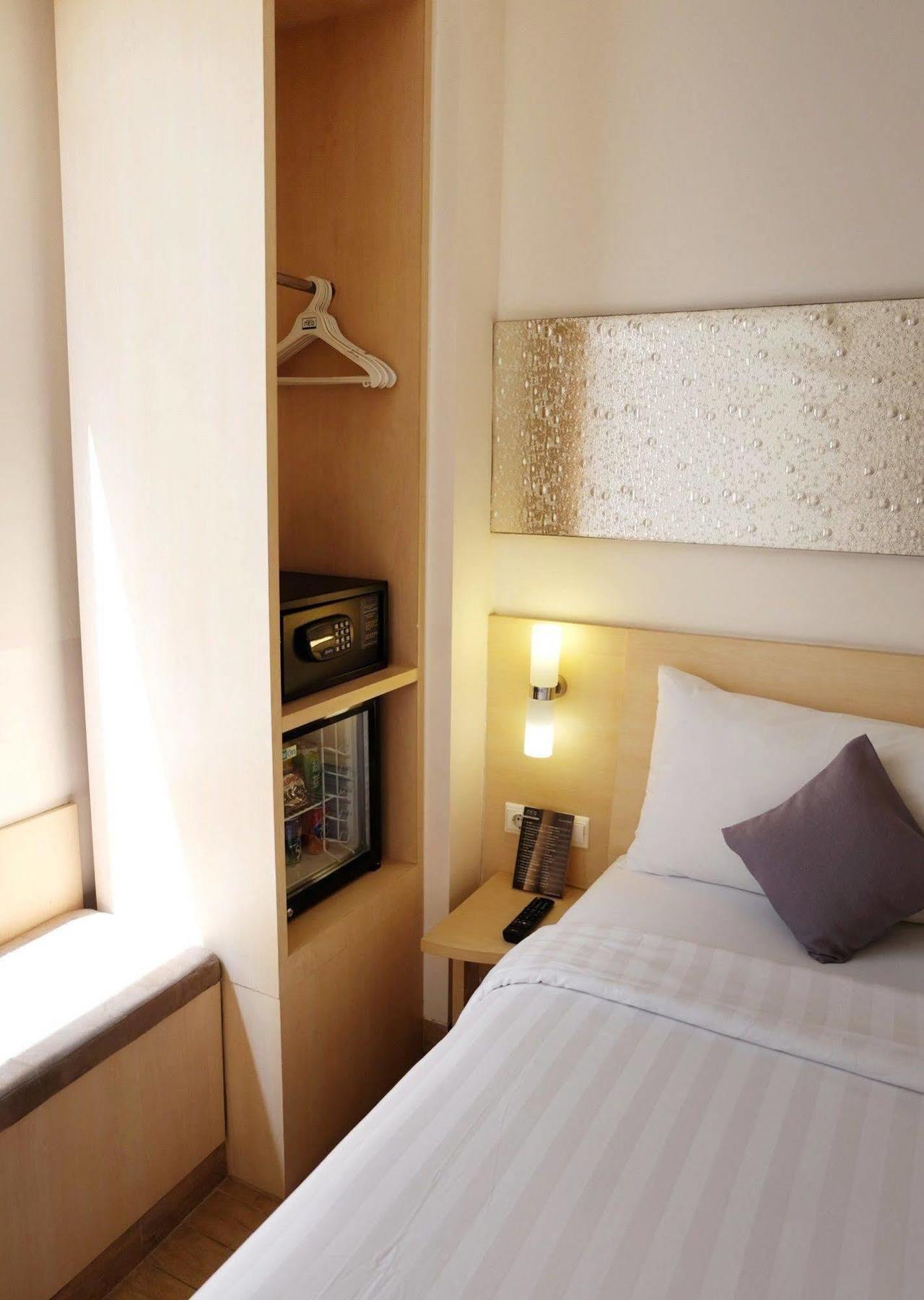 Hotel Neo Melawai By Aston