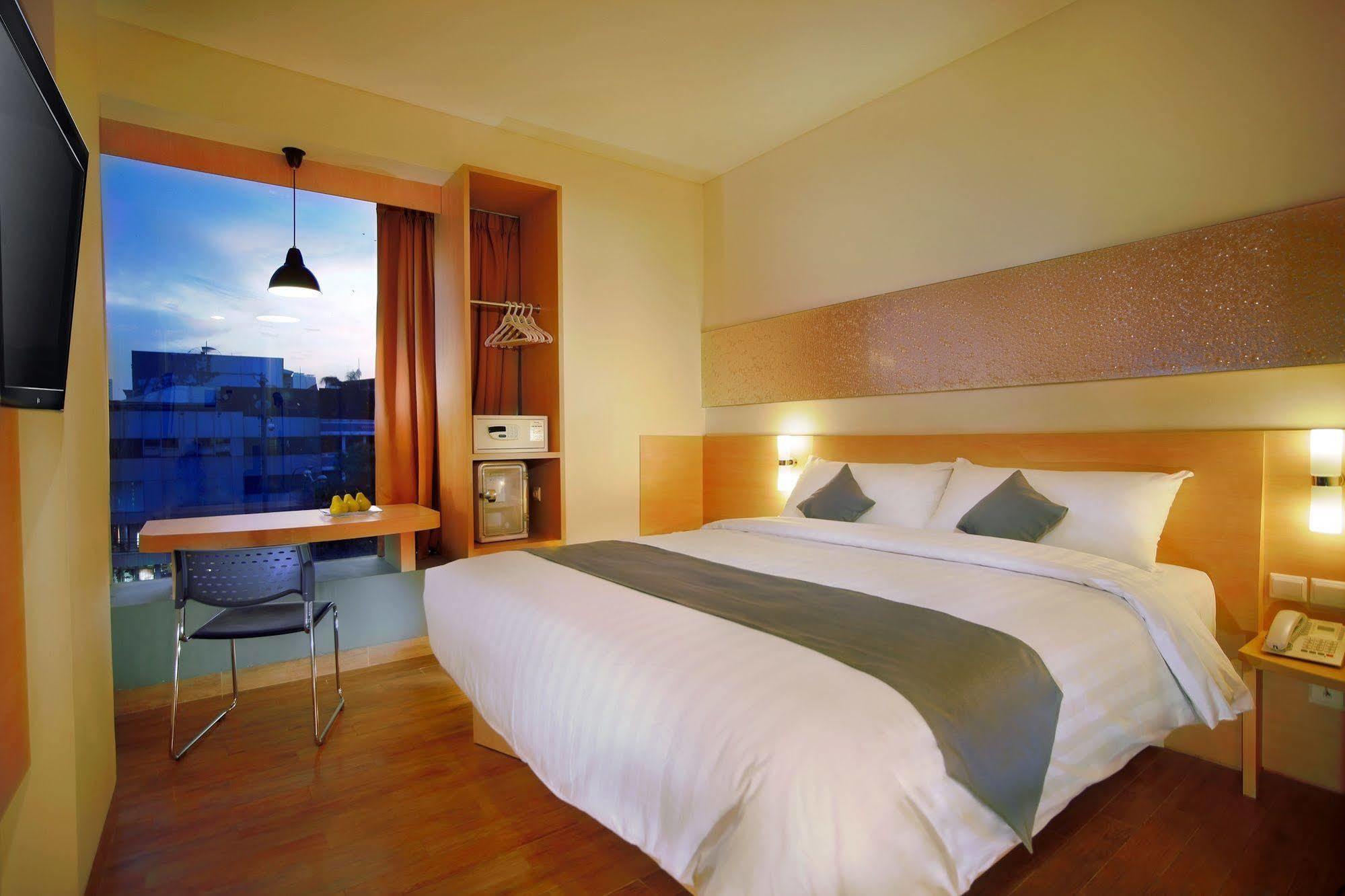 Hotel Neo Melawai By Aston 3*